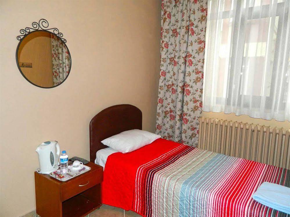 Rüyam Hotel Istanbul Bagian luar foto